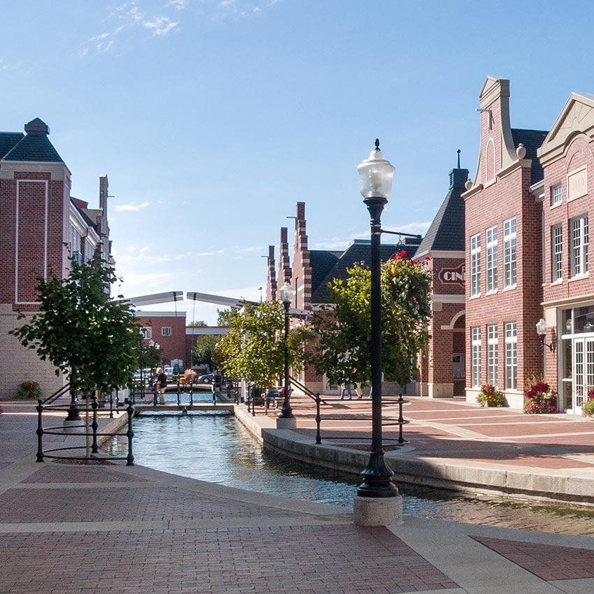 image of Pella's town square